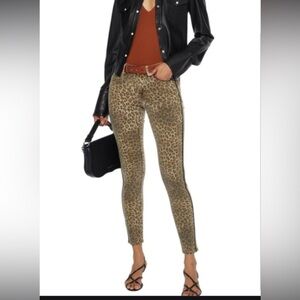 Frame le skinny de Jeanne. Leopard print with leather piping. Size 30
